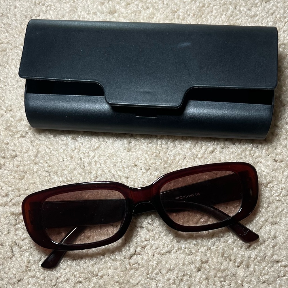 Elegant Brown Sunglasses
